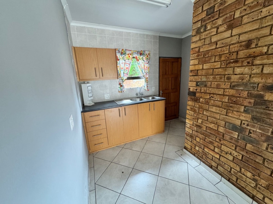 6 Bedroom Property for Sale in Orkney North West